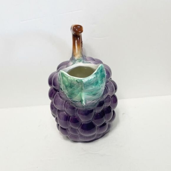 Vintage Ceramic Grape-Shaped Pitcher With Leaf Spout & Wooden-Style Handle - Picture 4 of 12